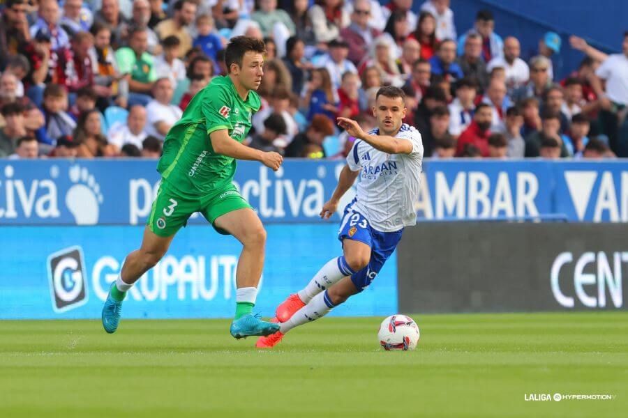  Aketxe, durante el Real Zaragoza - Racing de Santander.