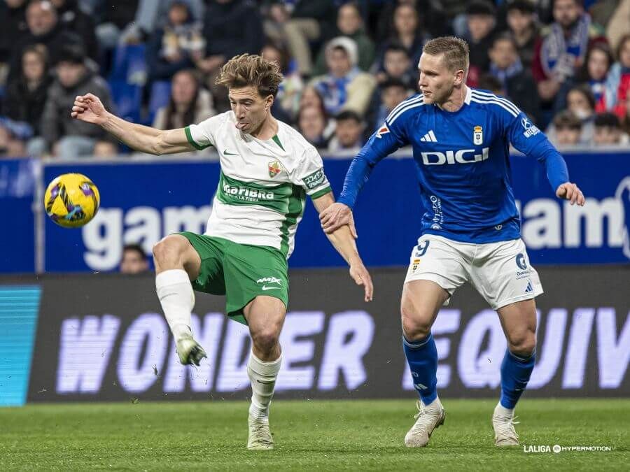  Alemao, durante el Real Oviedo-Elche.
