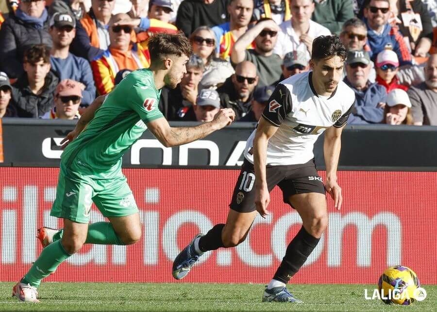  André Almeida. ante el CD Leganés.