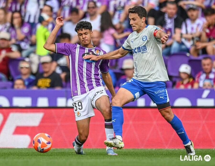 Aznou pugna con Guevara.