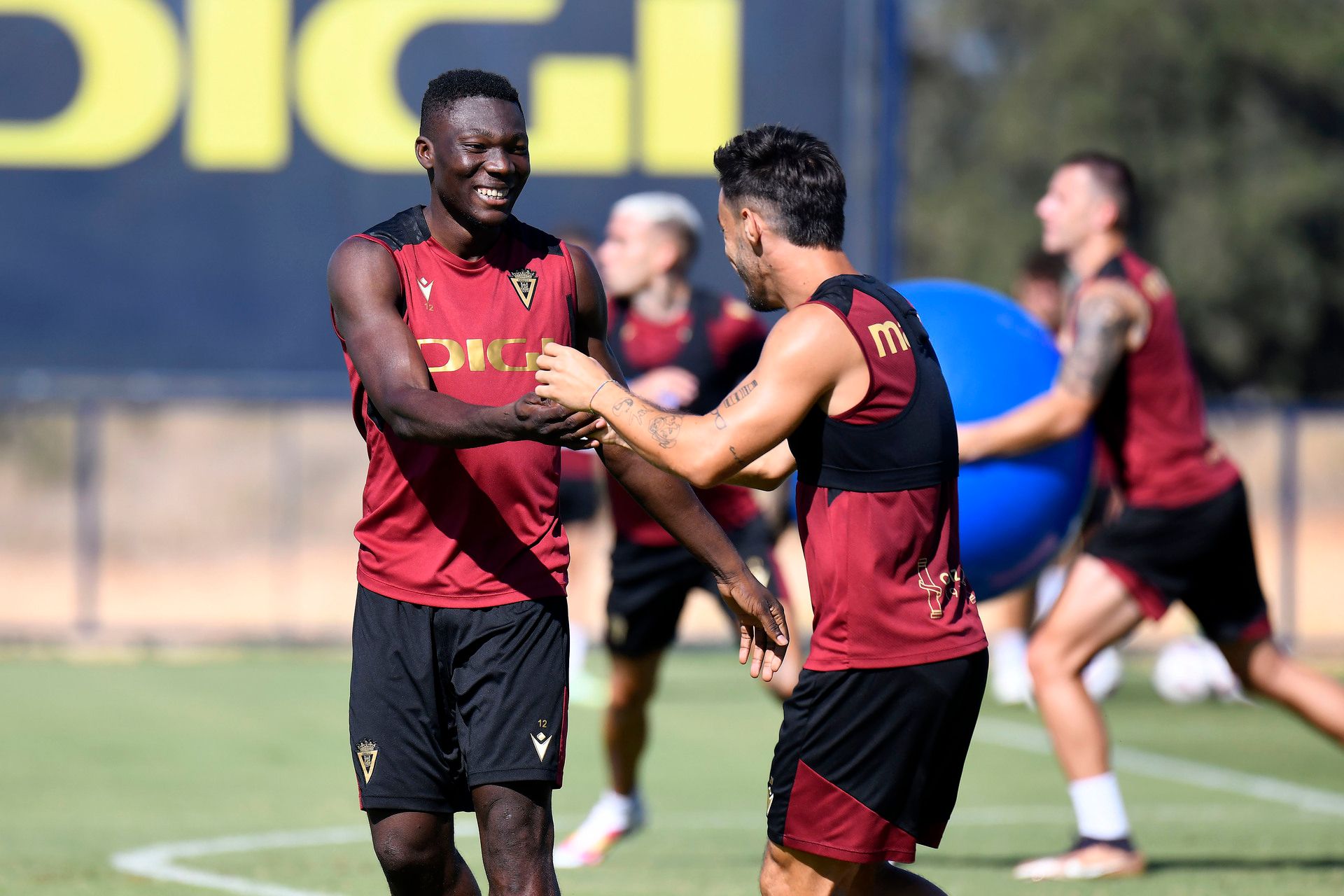 Youba Diarra, durante un entrenamiento del Cádiz