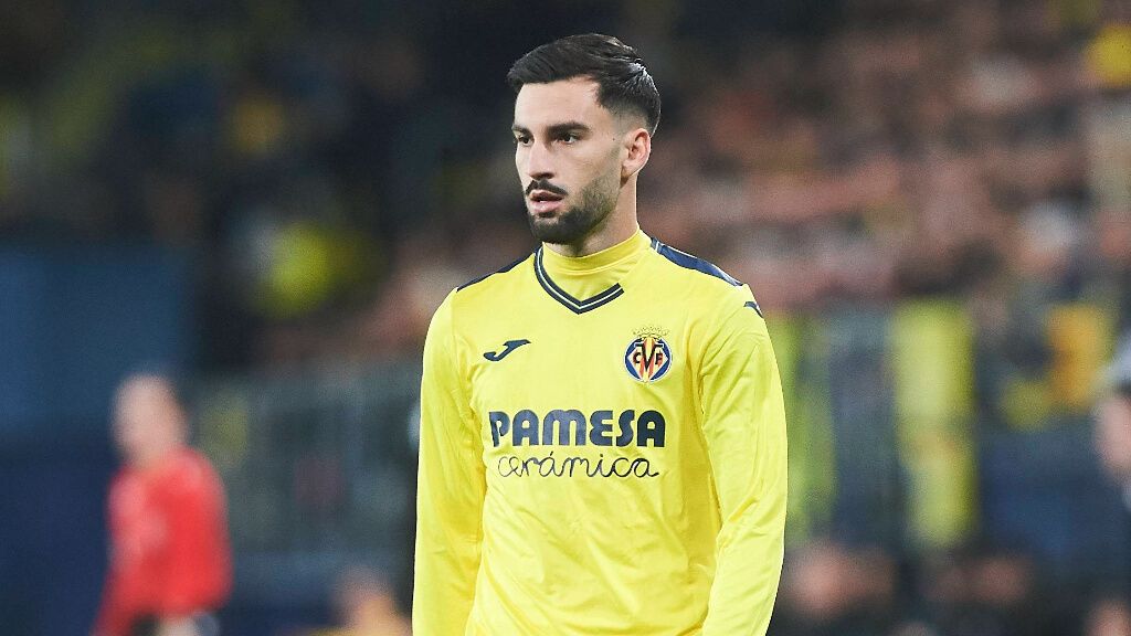 Álex Baena, en un partido con el Villarreal (Cordon Press)