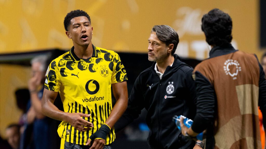  Jobe Bellingham en un partido con el Borussia Dortmund (Cordon Press)