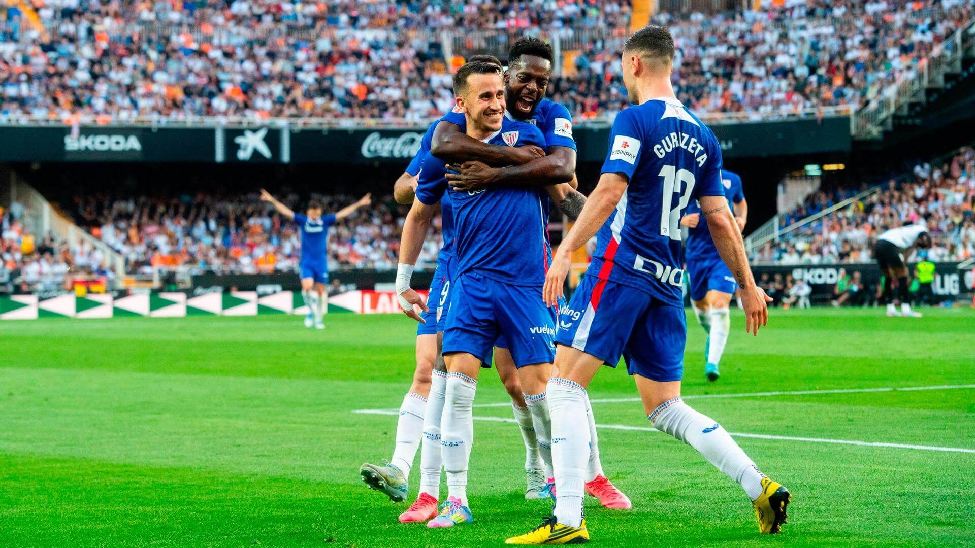  Golazo de Alex Berenguer en Mestalla ante el Valencia CF.