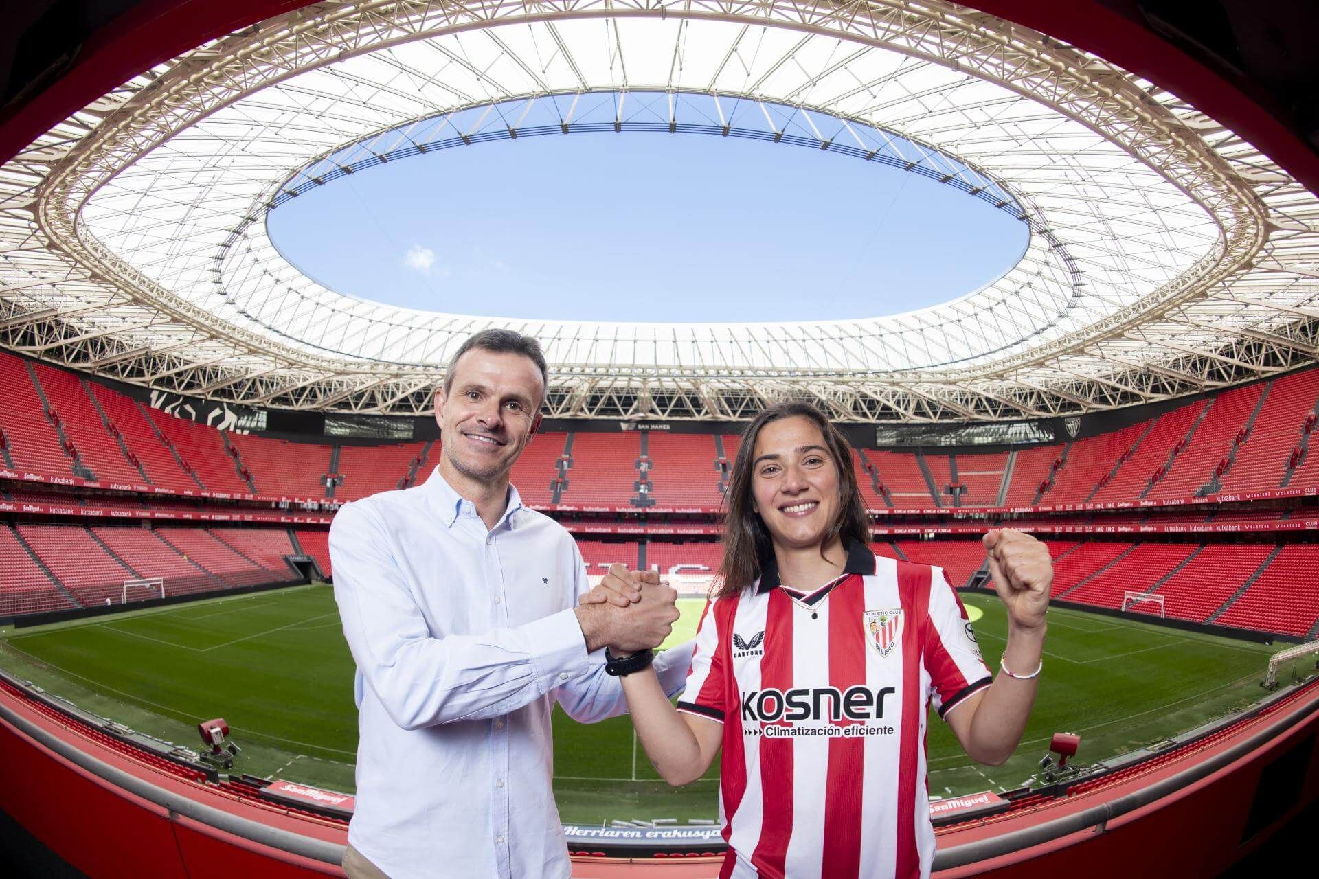  El presidente Jon Uriarte recibe a Ane Campos en San Mamés.