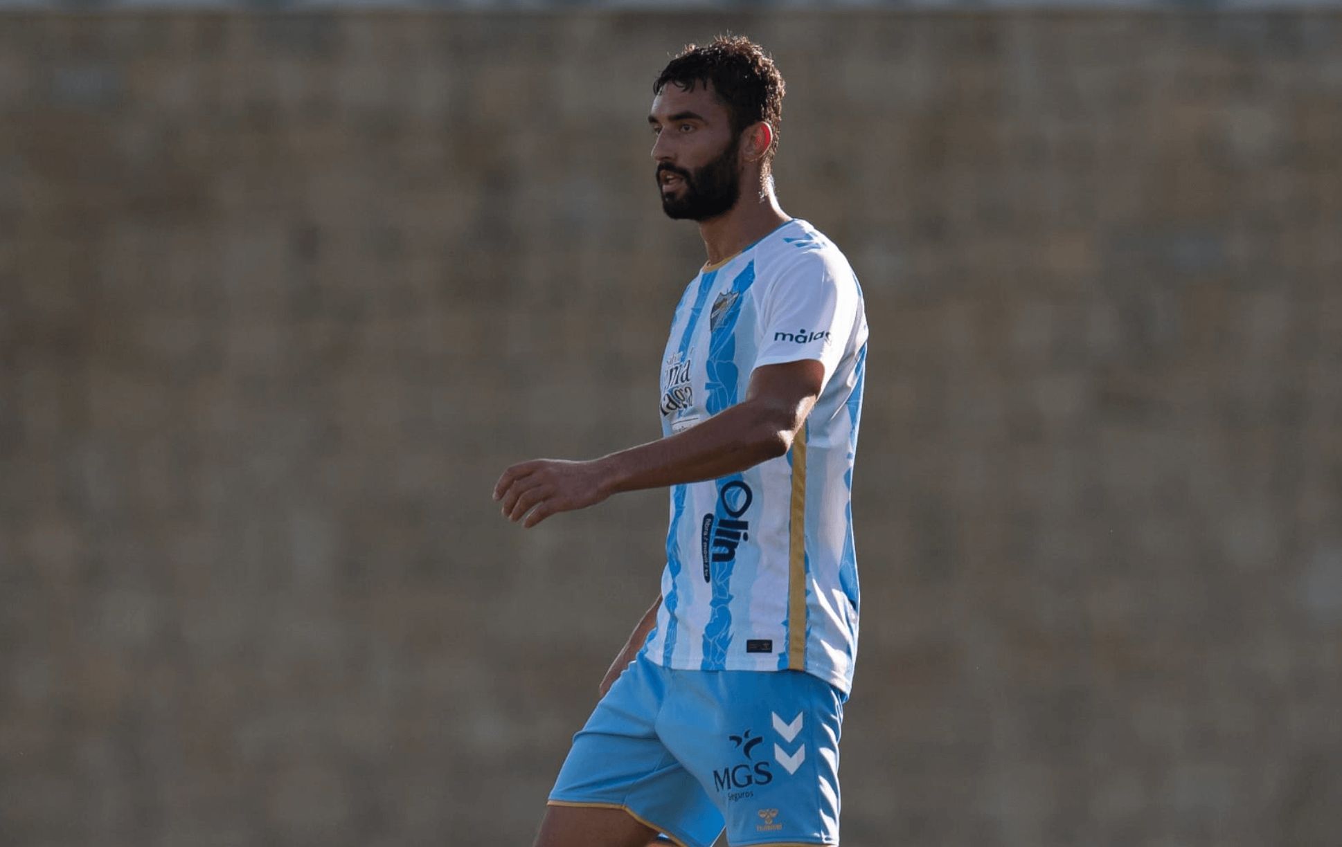  Einar Galilea, en el debut del Málaga 24/25 en pretemporada.