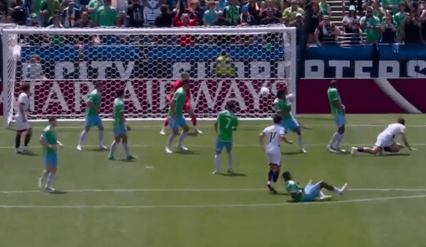  La acción del primer gol del PSG