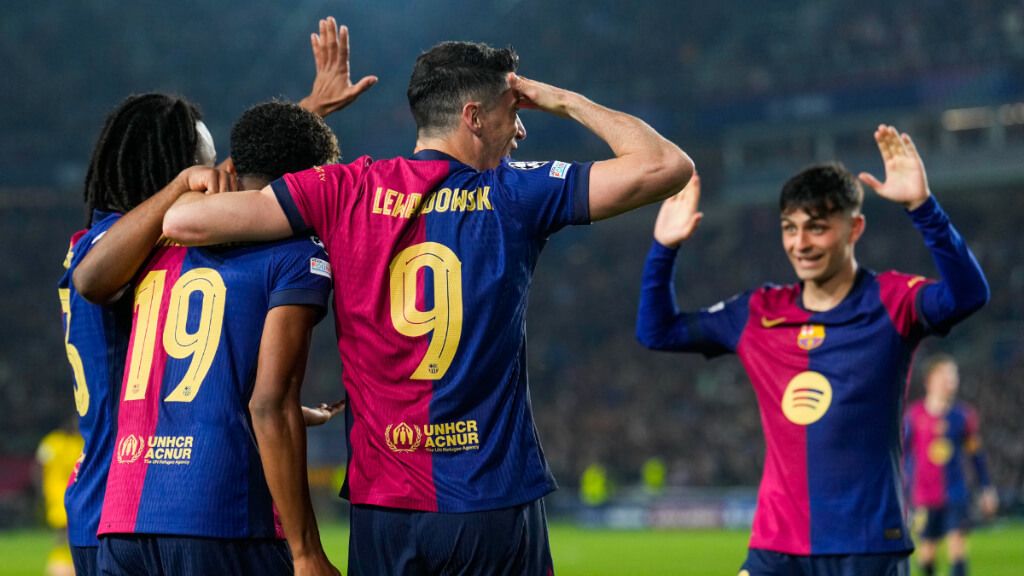  Robert Lewandowski celebrando su gol contra el Borussia Dortmund (Fuente: EFE)