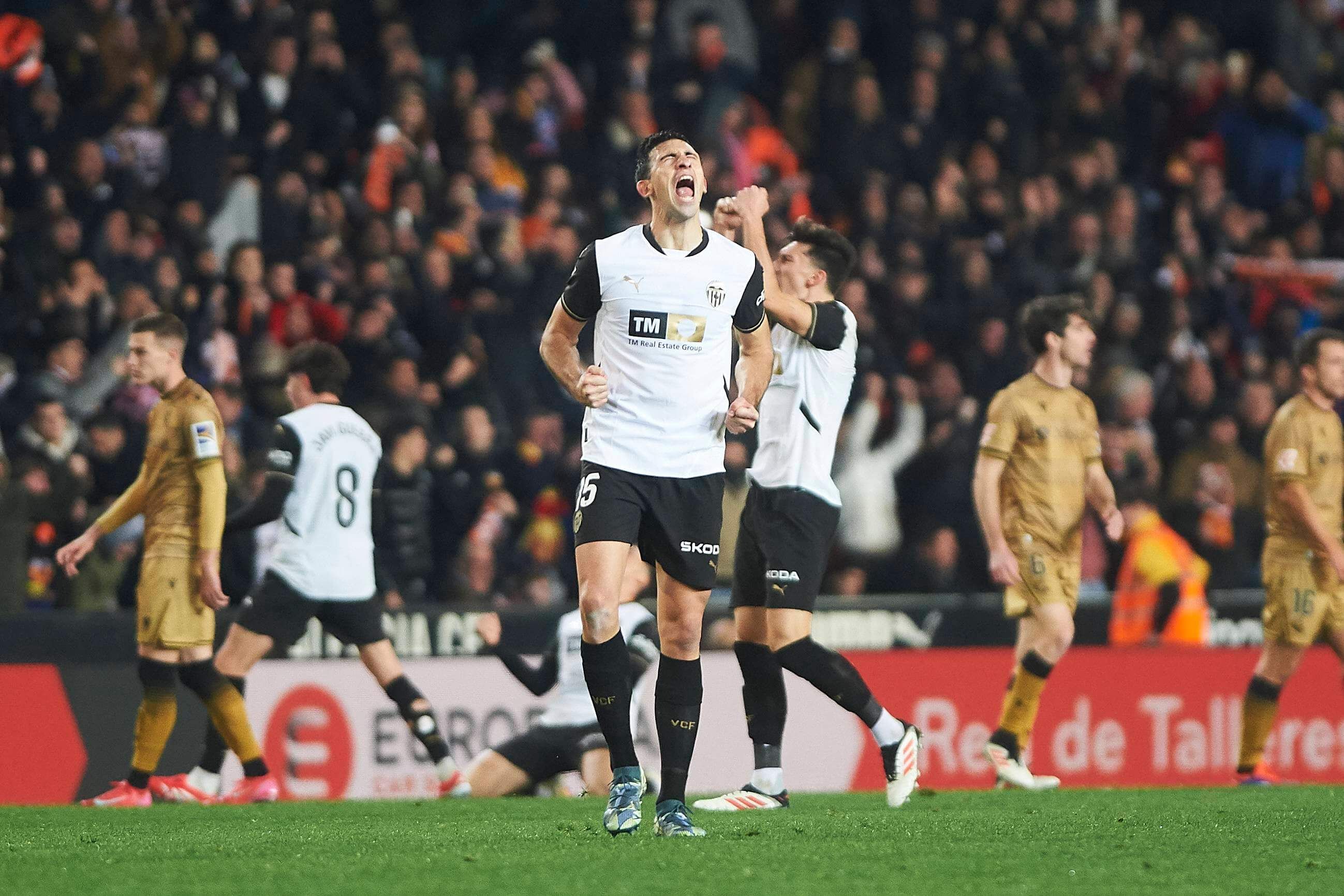  César Tárrega, ante la Real Sociedad.