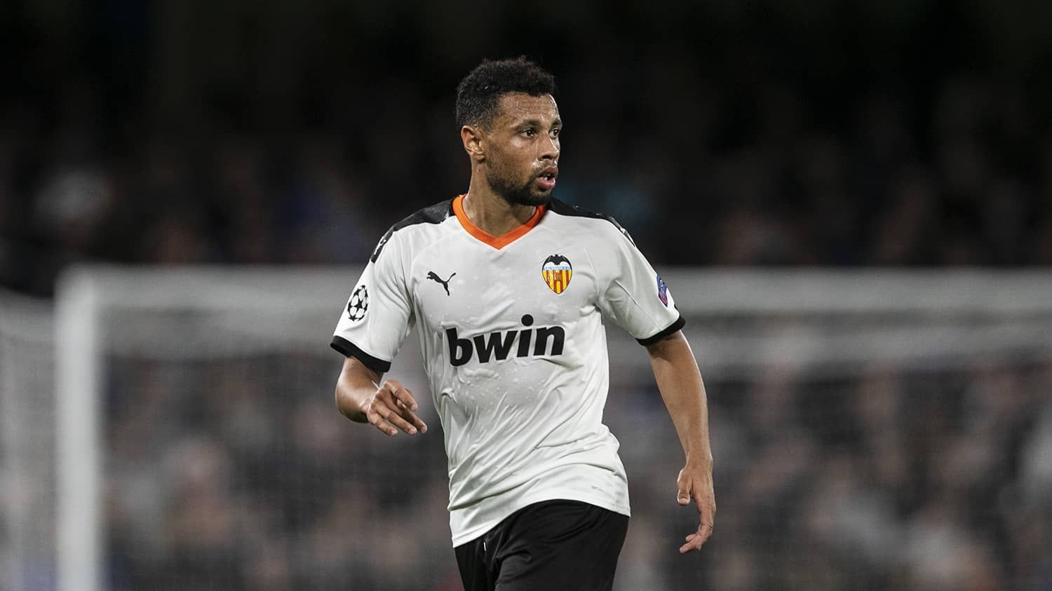 Francis Coquelin, con la camiseta del Valencia CF.