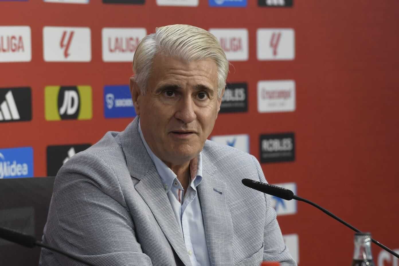 Antonio Cordón, en la presentación de Almeyda.