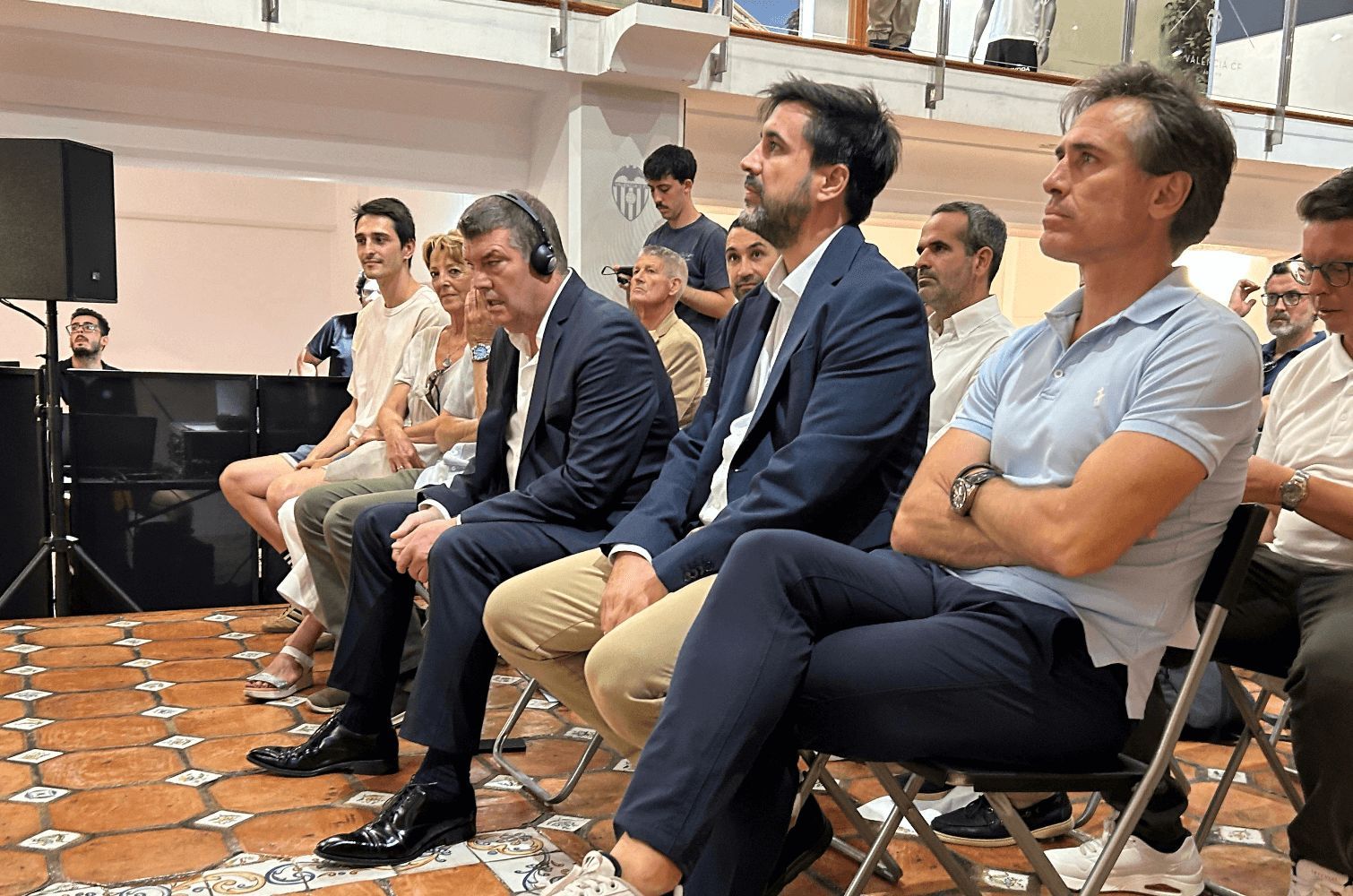 Corona, Solís y Gourlay