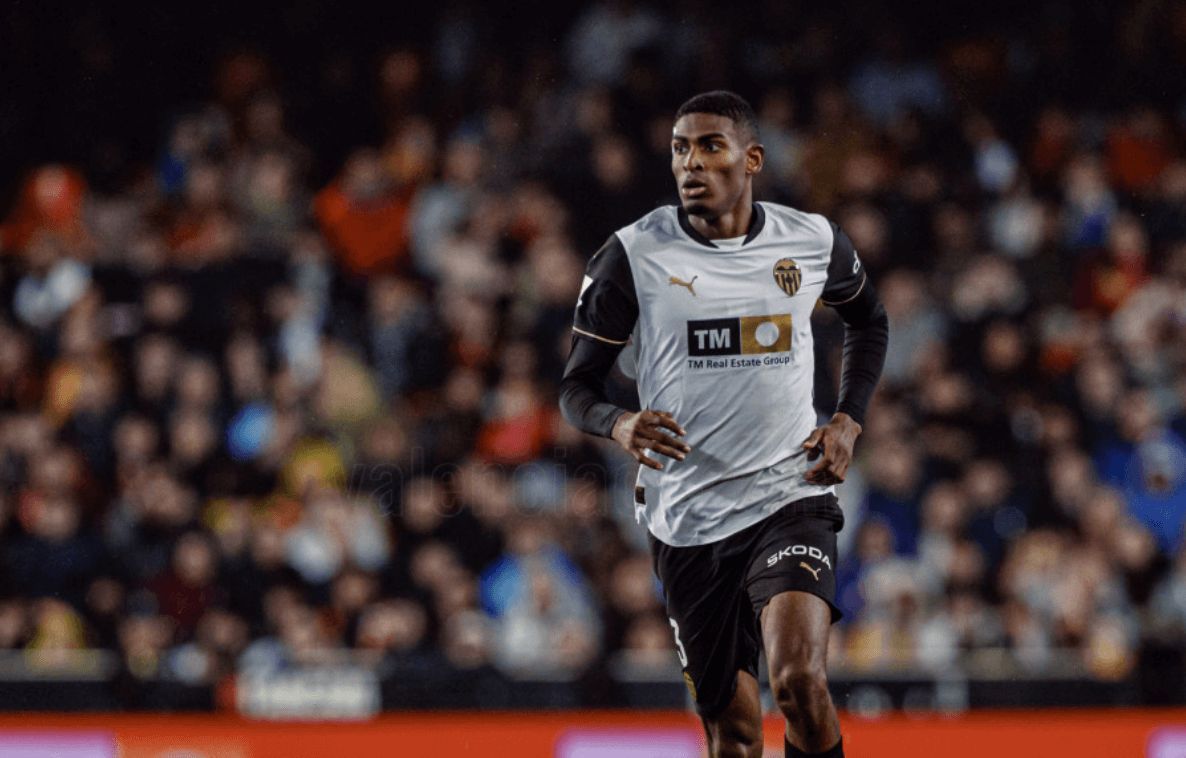 Cristhian Mosquera en acción