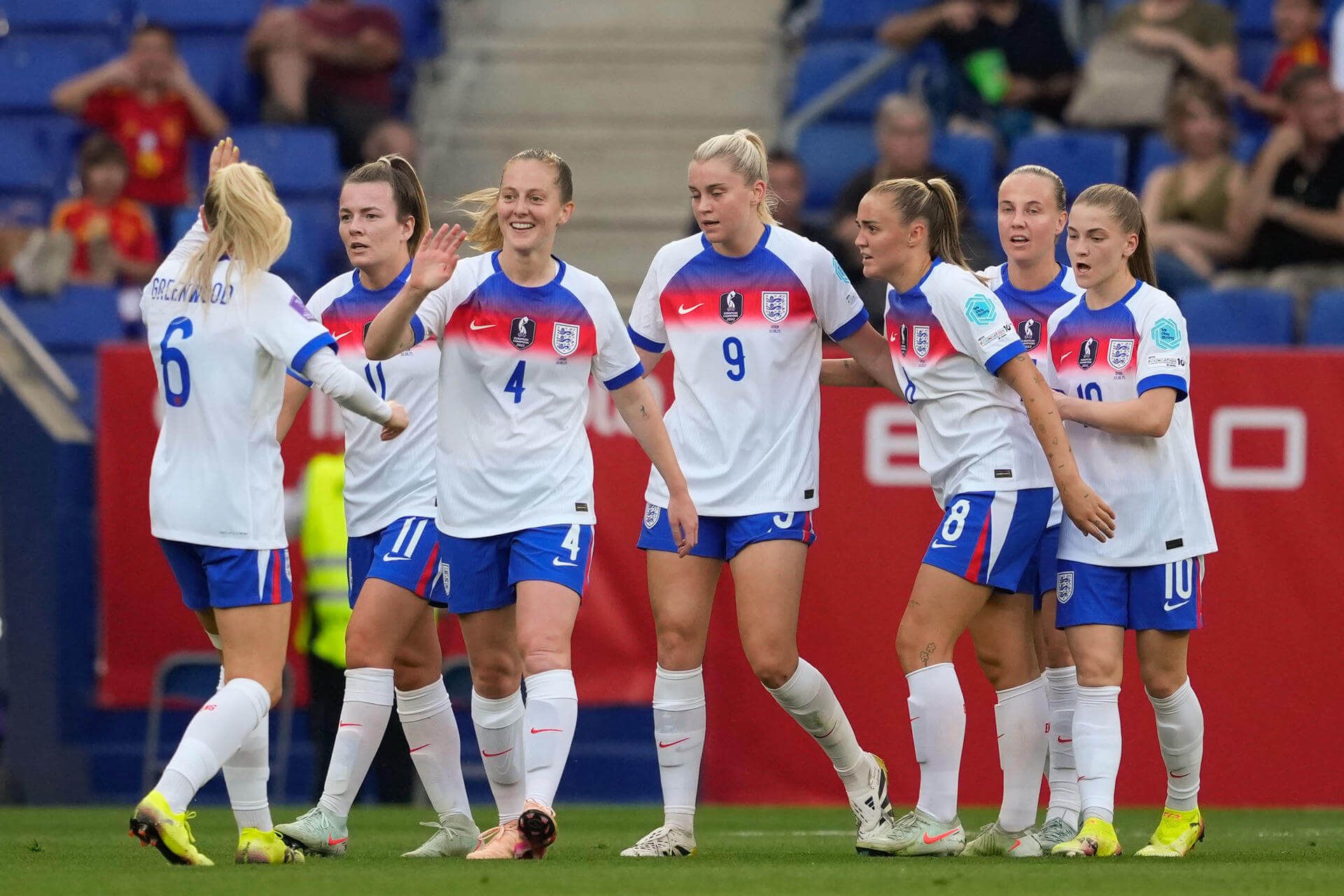 Alessia Russo celebra su gol en el España-Inglaterra de la Nations League (FOTO: EFE).