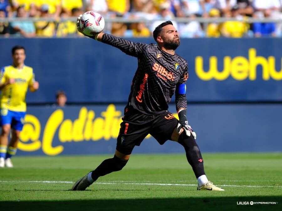 David Gil, durante el Cádiz - Eldense.