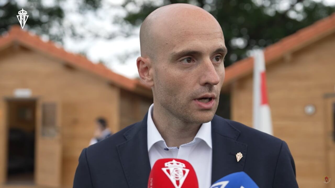 David Guerra comparece en el Real Sporting (Imagen: RSG).