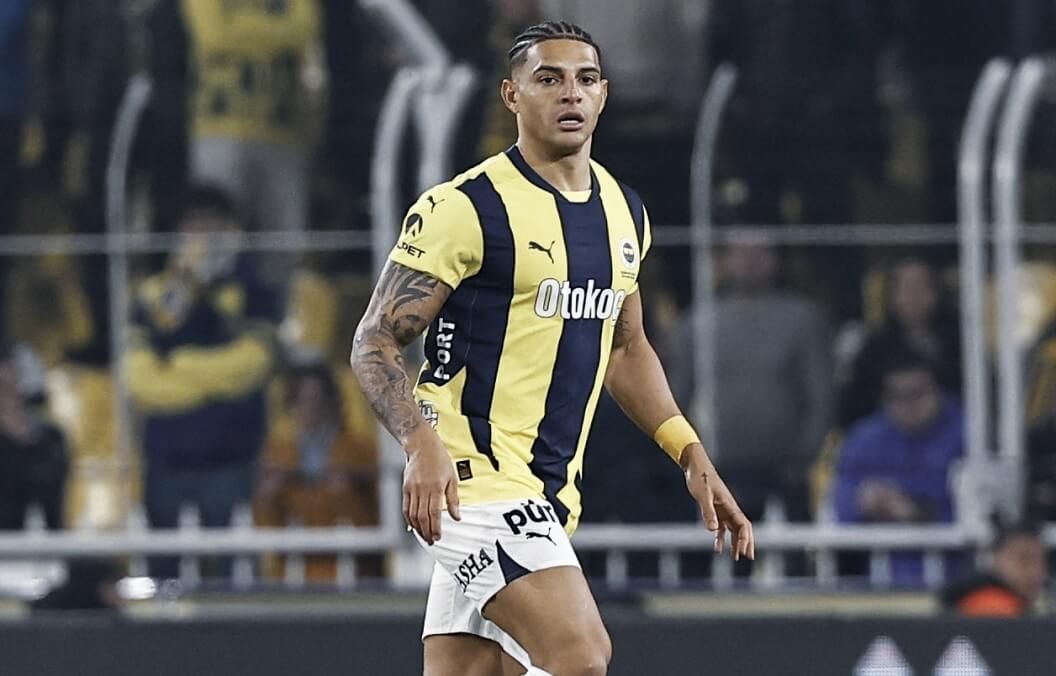 Diego Carlos debuta con el Fenerbahçe.