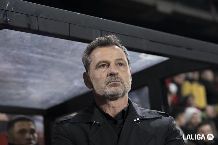  Diego Cocca, ante el Rayo Vallecano.