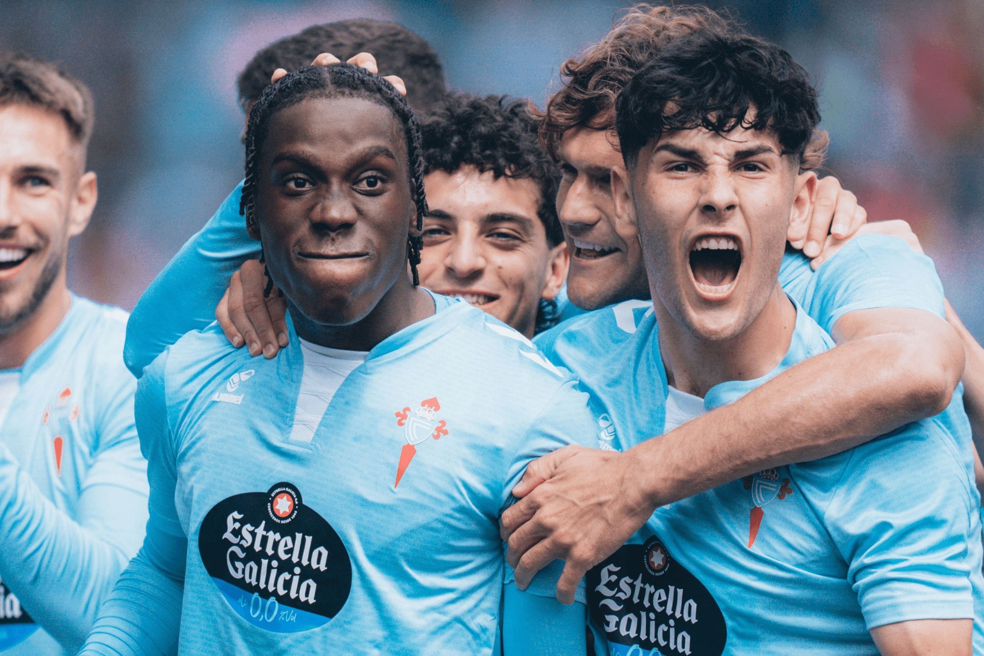 Ilaix Moriba y Yoel Lago.