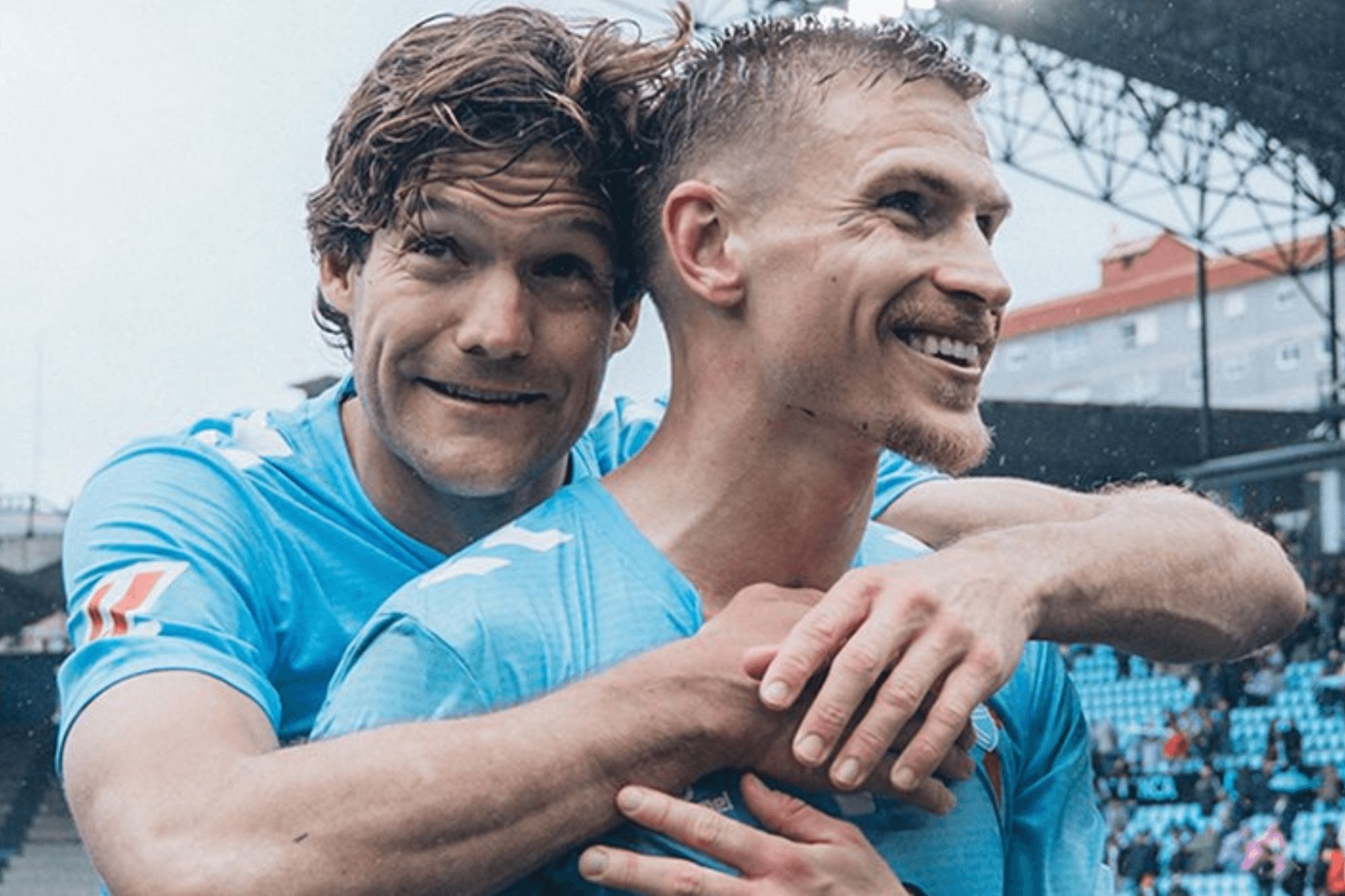 Marcos Alonso y Carl Starfelt.