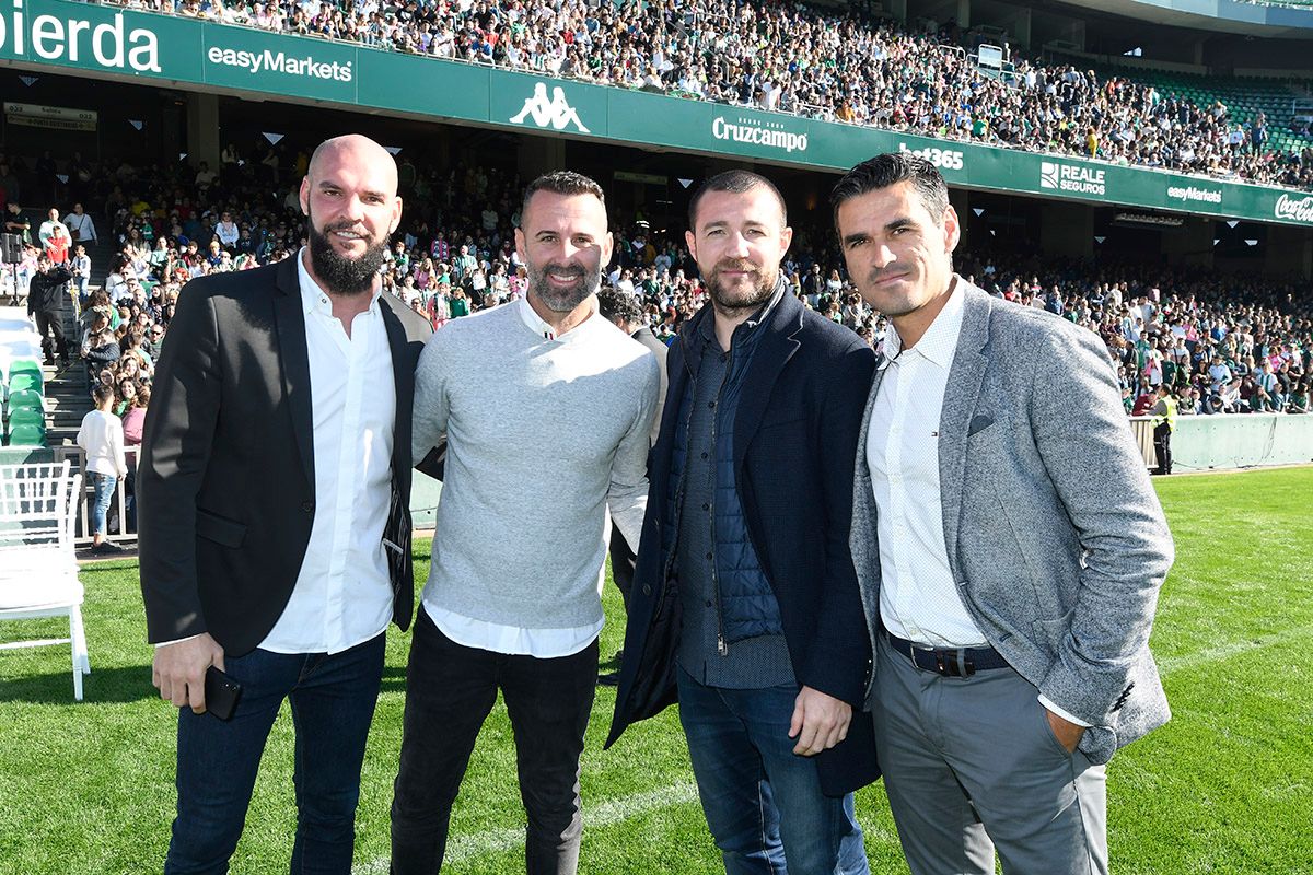 David Rivas, Doblas, Varela y Juanito, en un acto del Betis