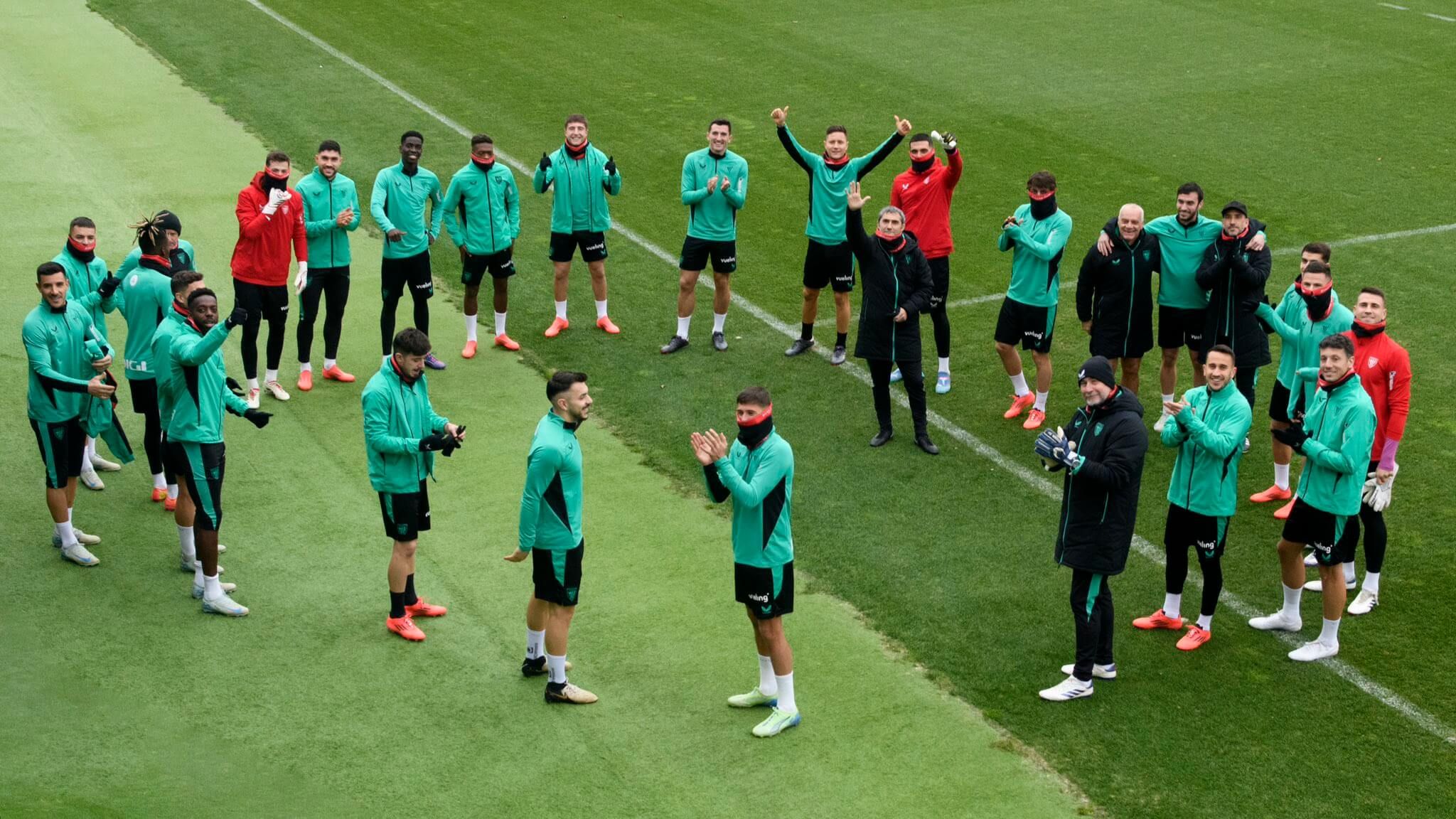  Sesión de trabajo de la primera plantilla en Lezama antes de viajar a Estambul para la Europa League.