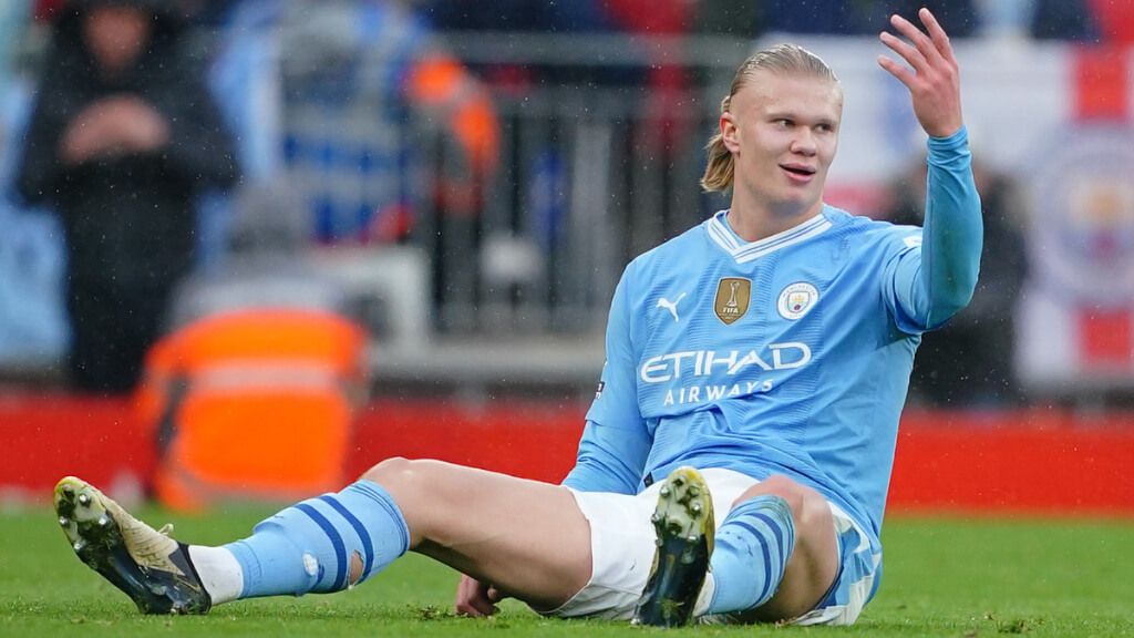 Erliing Haaland en el Liverpool - Manchester City