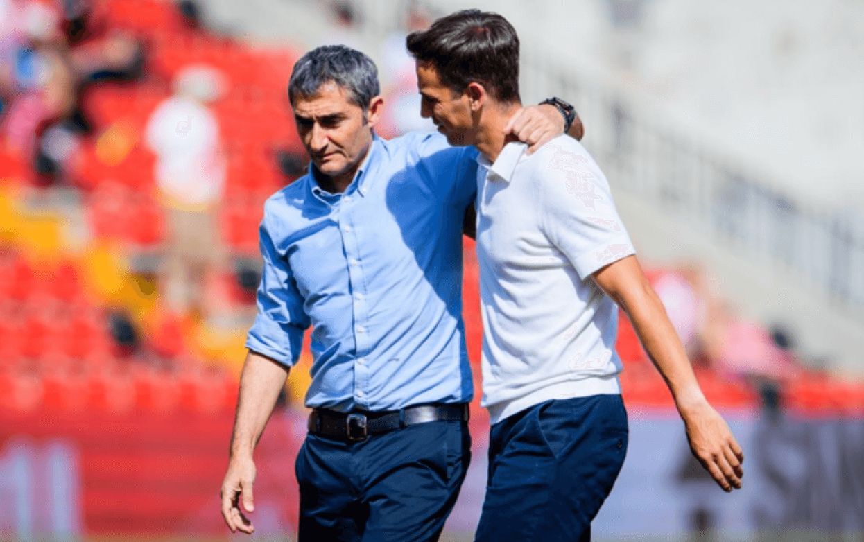  Ernesto Valverde e Íñigo Pérez se saludan antes de un Rayo Vallecano-Athletic.