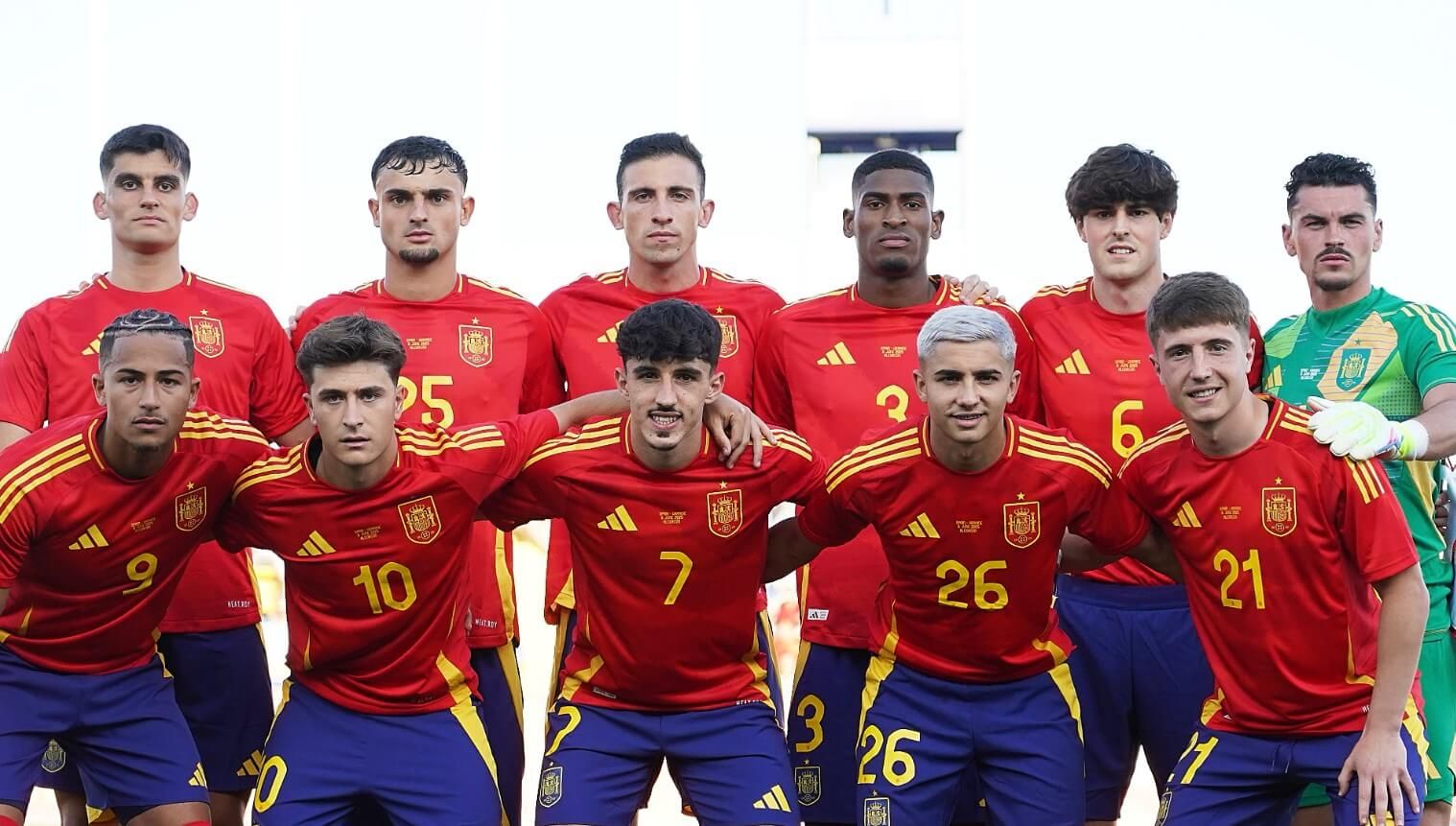El once de España sub 21 en el amistoso ante Ucrania en Alcorcón.