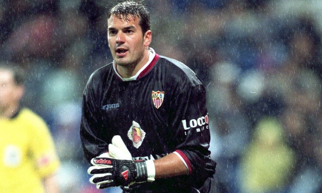  Esteban Suárez, en su etapa en el Sevilla.