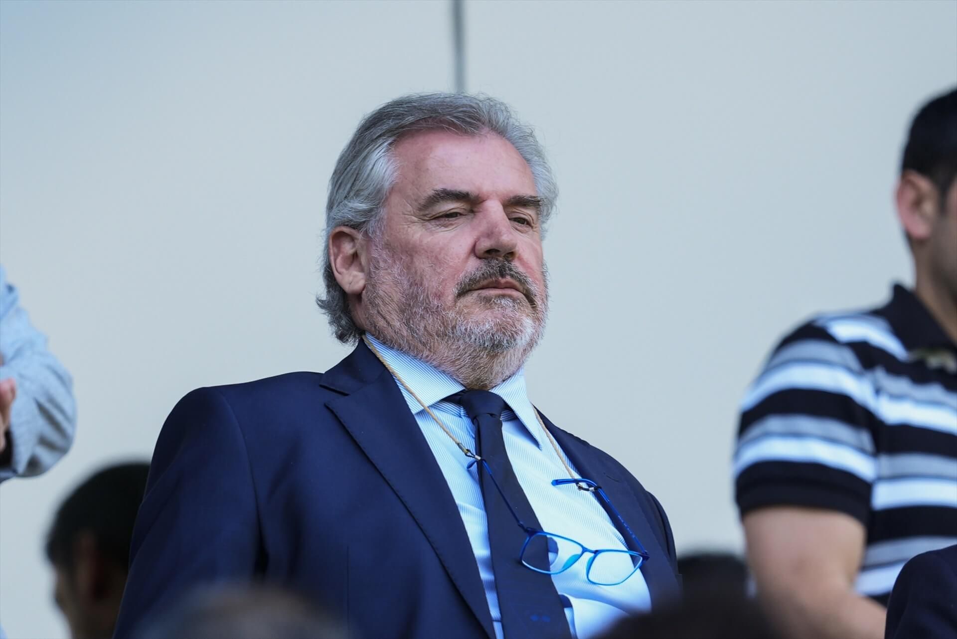  Manuel Vizcaíno, en el palco del Nuevo Mirandilla.