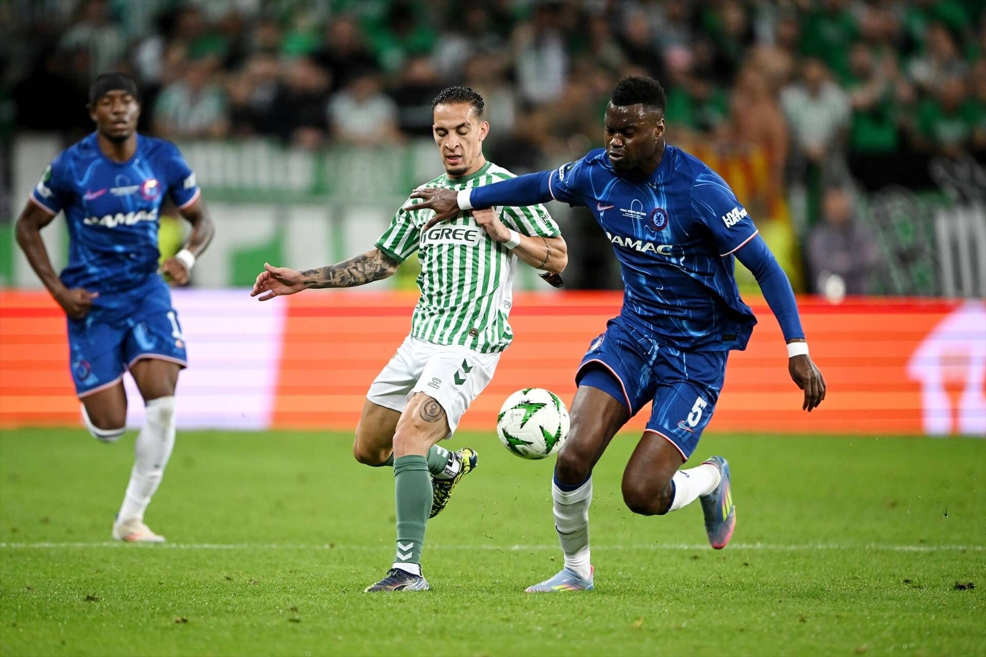  Antony, ante el Chelsea.