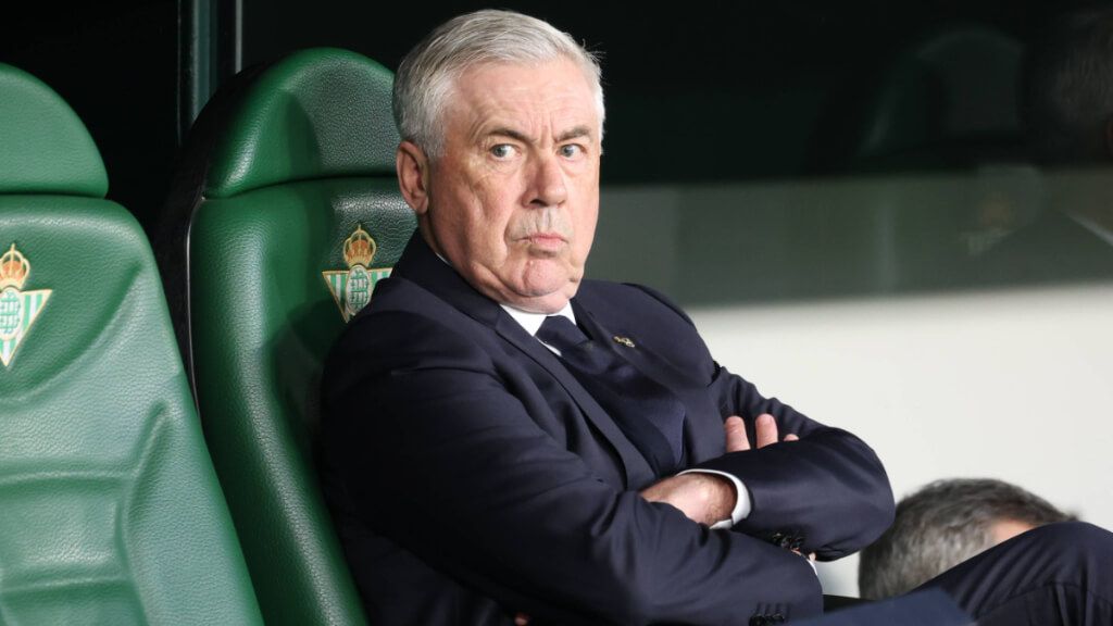  Ancelotti durante el Real Betis - Real Madrid (Cordon Press)