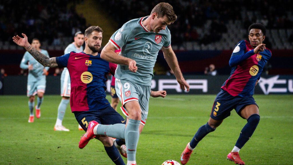  Sorloth contra el Atlético de Madrid (Cordon Press)