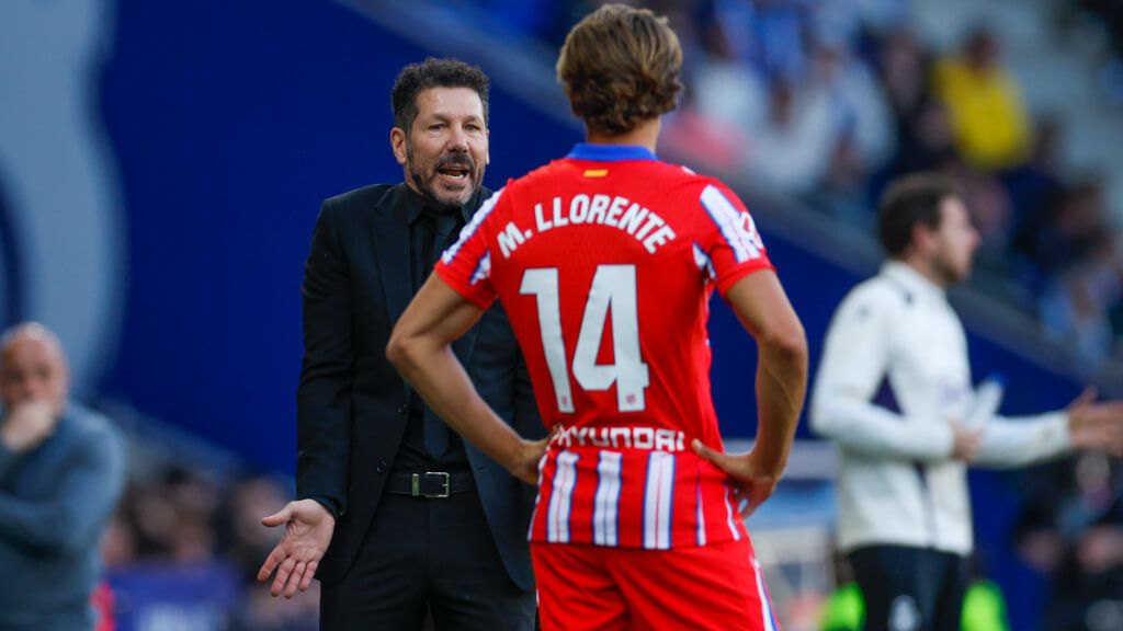 Diego Pablo Simeone y Marcos Llorente en el RCD Stadium