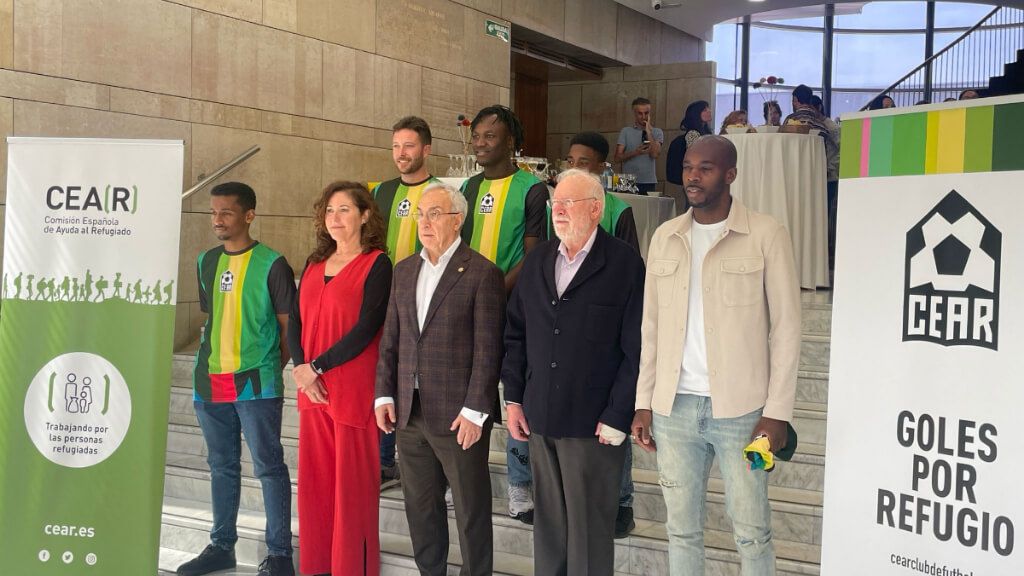  Nyom, Alejandro Blanco y varios jugadores del CEAR