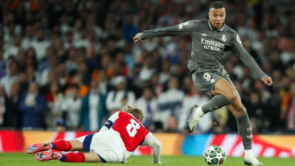 Mbappé en el partido contra el Arsenal (Cordon Press)