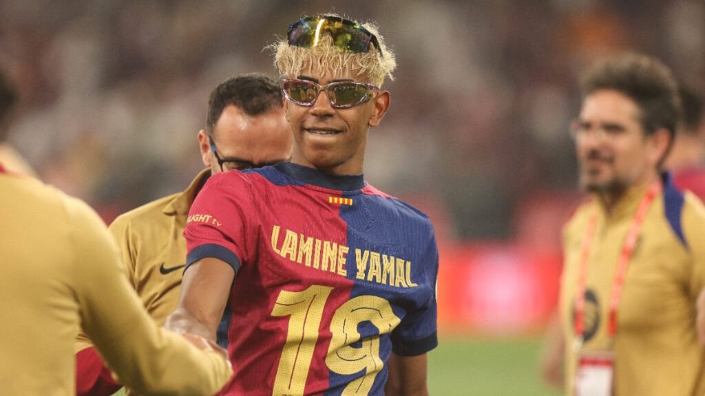 Lamine Yamal celebrando la Copa del Rey (Cordon Press)