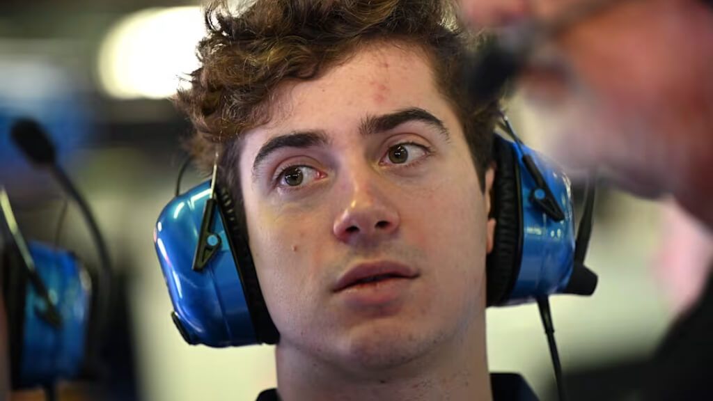 Franco Colapinto, en el box de Alpine en este 2025.