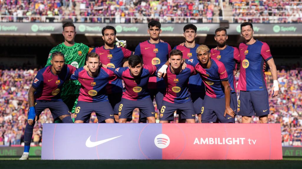 La alineación del Barcelona ante el Villarreal, con Ter Stegen como capitán (EFE)