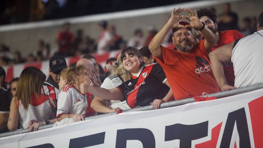 Aficionados de River Plate (Cordon Press)