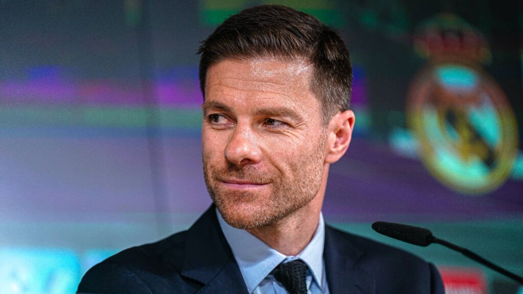 Xabi Alonso en su presentación con el Real Madrid (Cordon Press)