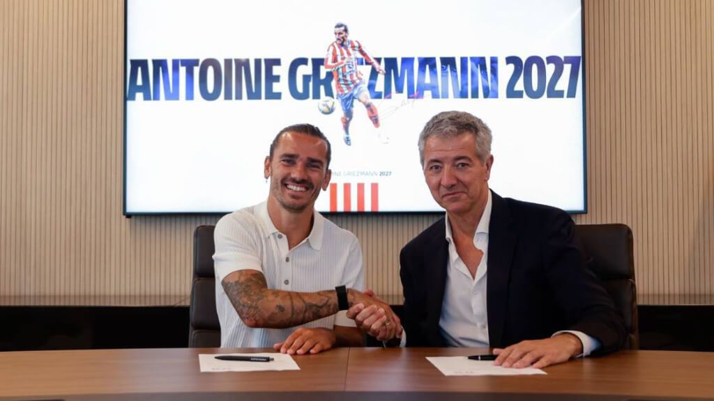  Antoine Griezmann y Gil Marín en la renovación del francés