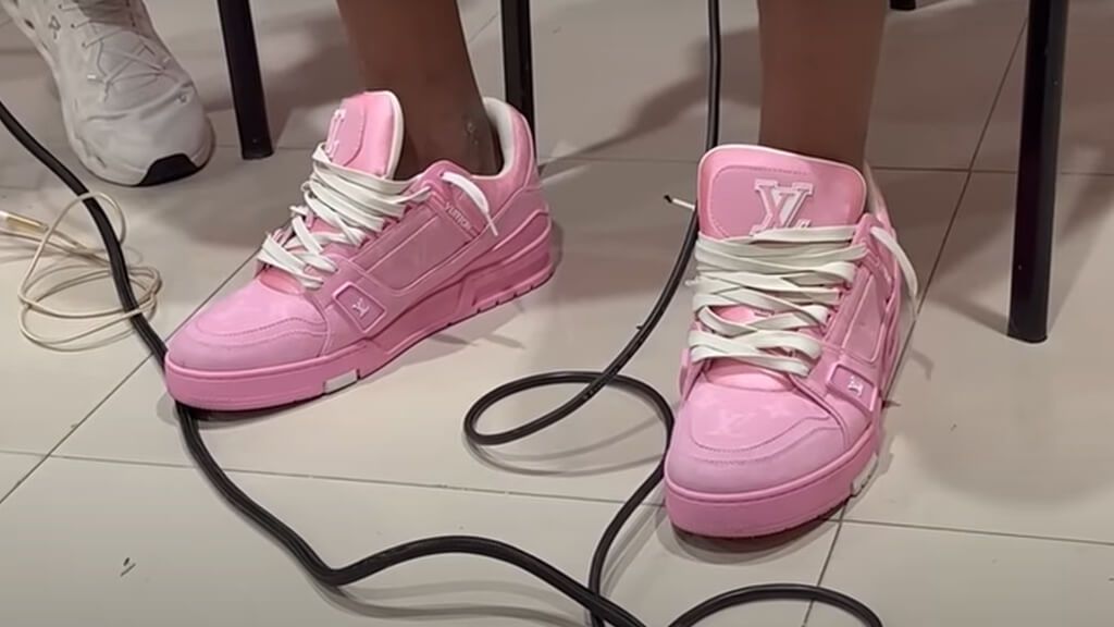 Las zapatillas rosas de LV de Lamine Yamal
