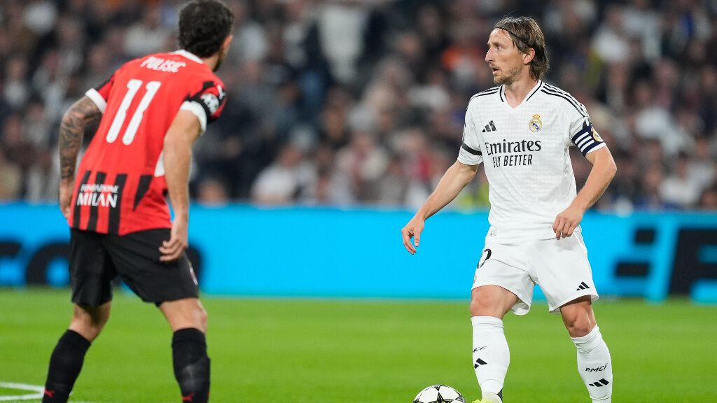 Luka Modric jugando contra el AC Milan (Europa Press)