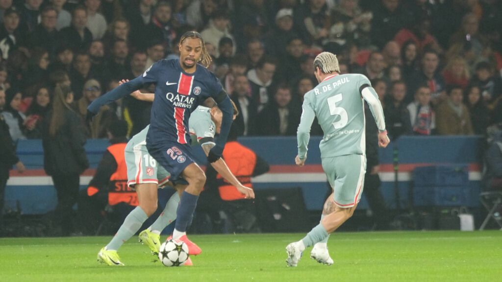  Barcolá contra Rodrigo de Paul (Cordon Press)