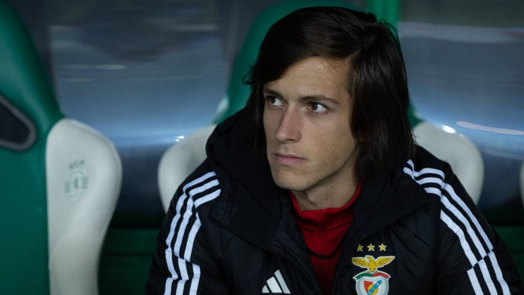  Álvaro Carreras con el Benfica (Cordon Press)