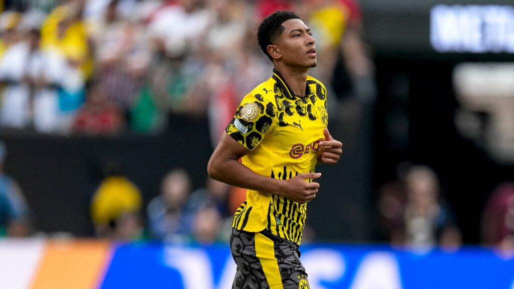  Jobe Bellingham en su debut con el Borussia Dortmund (Fuente: redes sociales)