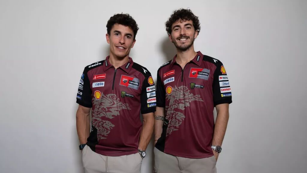  Marc Márquez y Pecco Bagnaia, posando antes del Gran Premio de Italia.