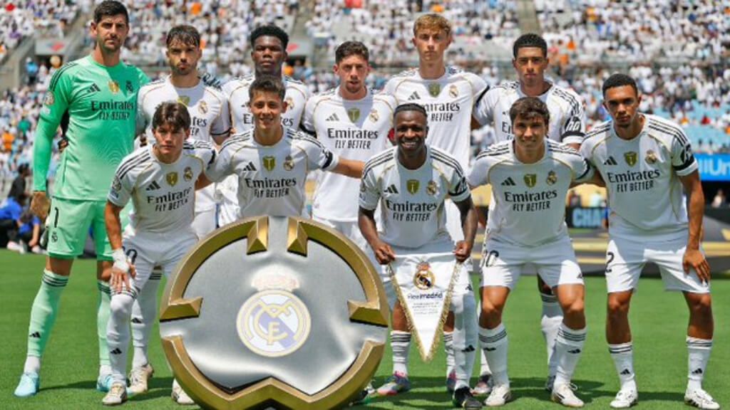  Once de Real Madrid ante el Pachuca (foto: Real Madrid X).